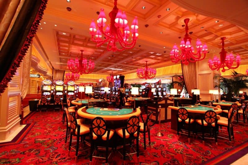 Slot Makinesi Algısı: Şansın Dansında Rasyonel Kararlar