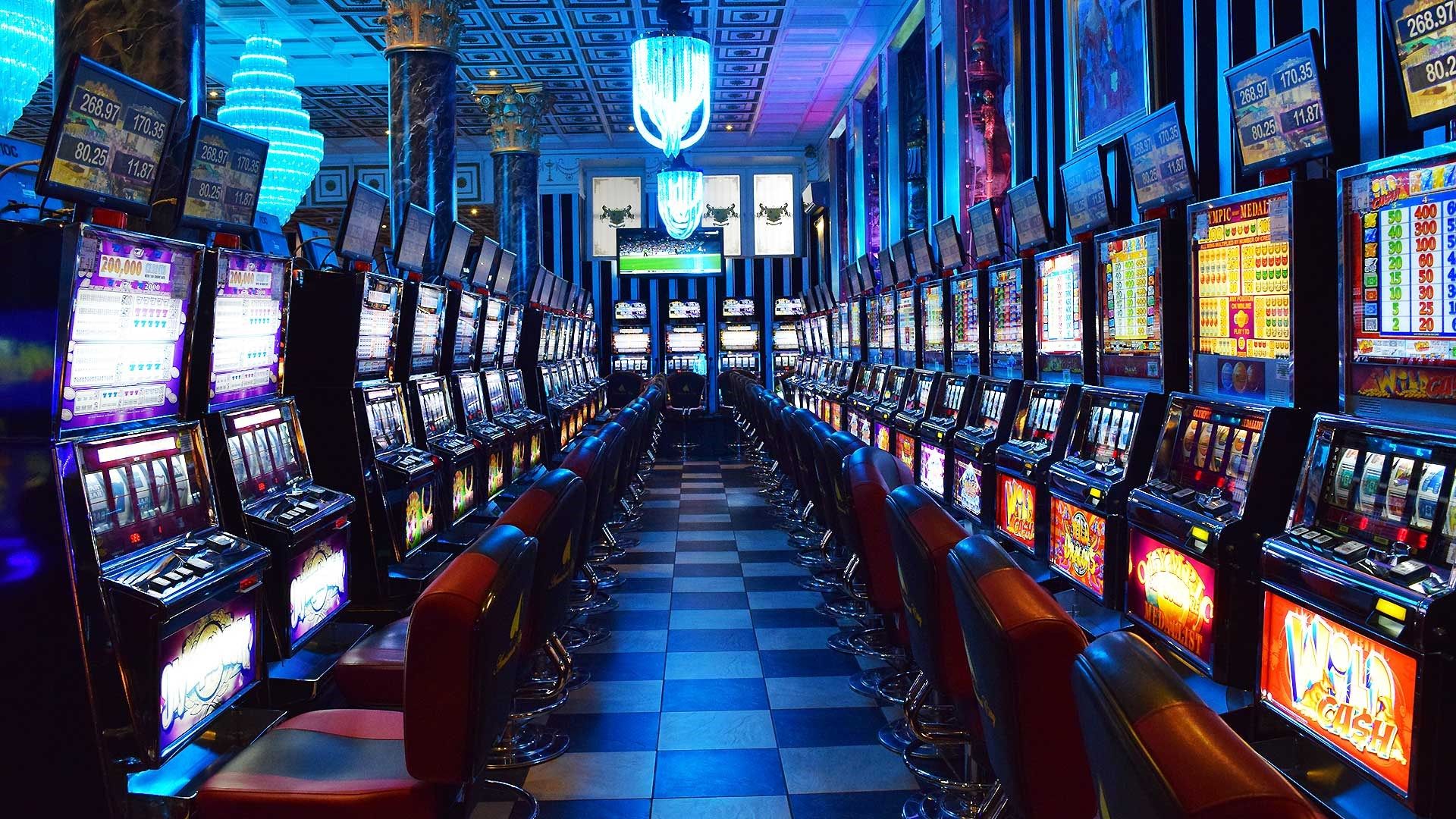 Slot Makinesi Analizi: Kazanan Desenleri ve Stratejileri